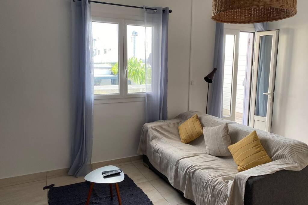 « L'Escale » Apartment Le Port Ngoại thất bức ảnh